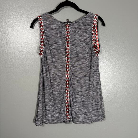 W5 Women's Gray Marled Boho Trim Sleeveless Top - Size Medium - Tribal Geometric - Picture 7 of 7